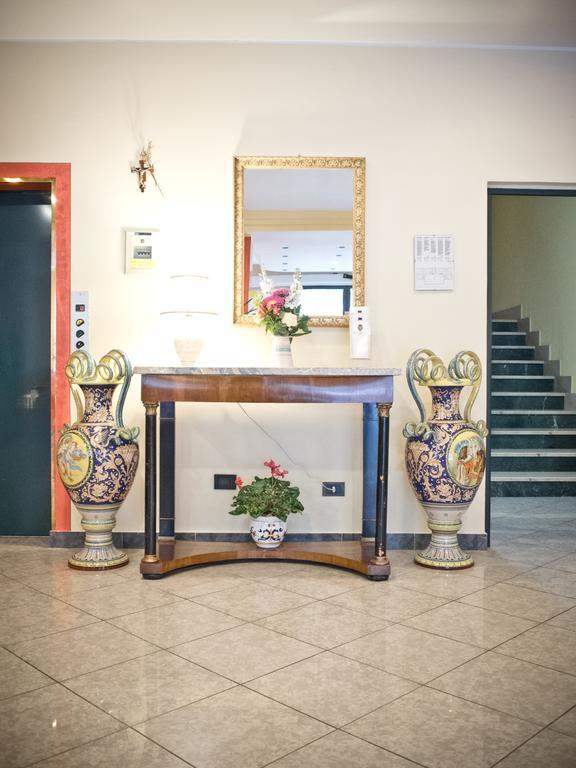 Hotel Tirrenus Perugia Exteriér fotografie